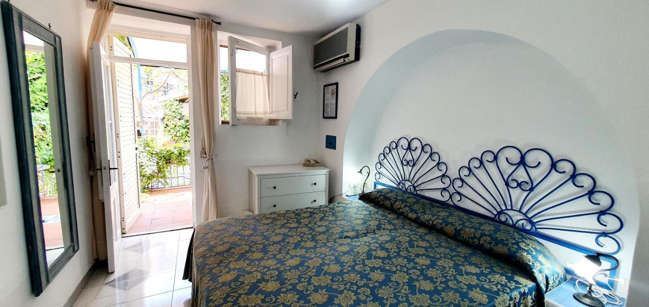 Hotel Poseidon Lipari  Buitenkant foto