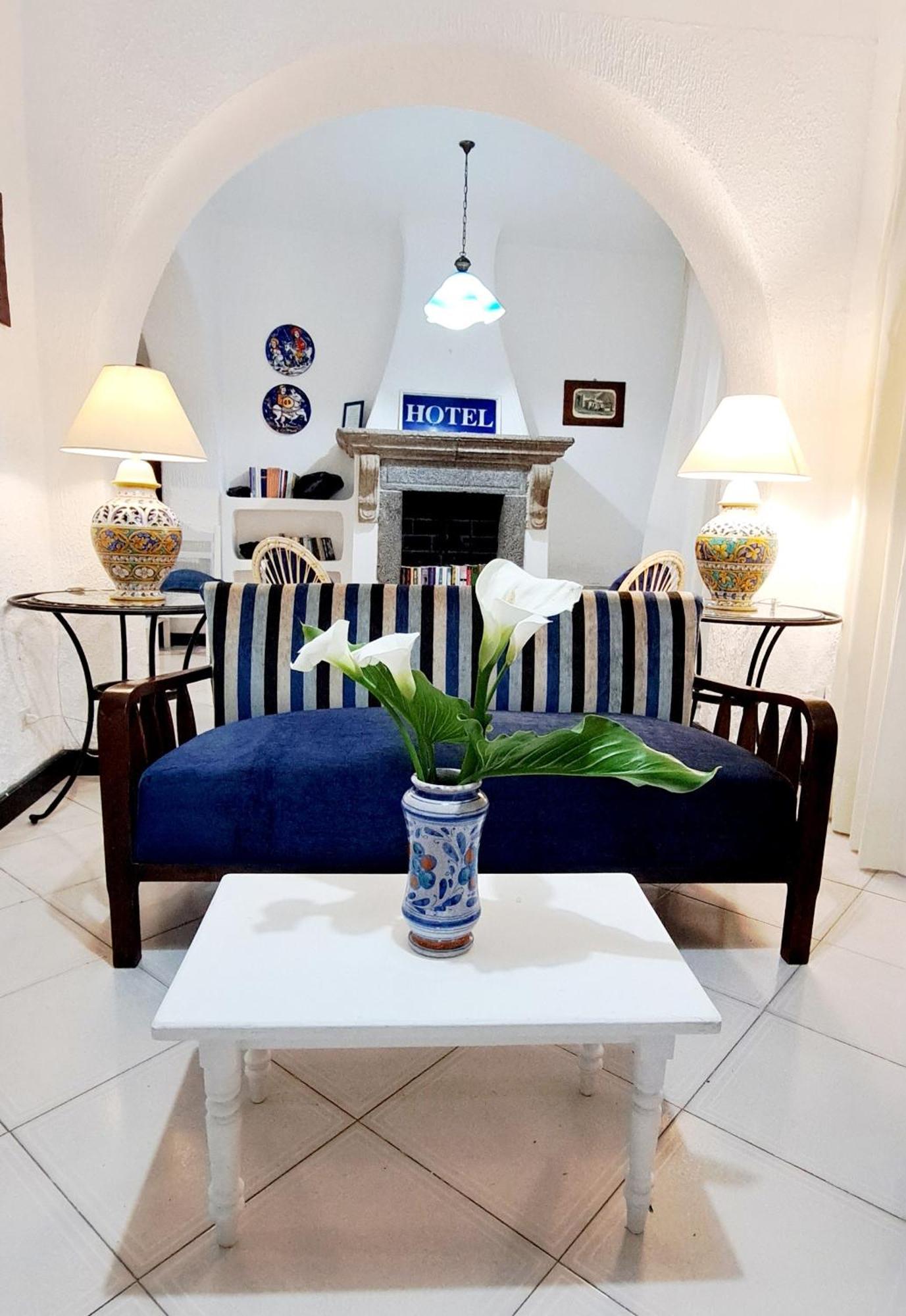 Hotel Poseidon Lipari  Buitenkant foto