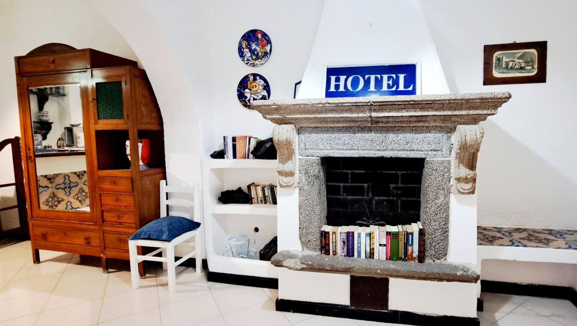 Hotel Poseidon Lipari  Buitenkant foto