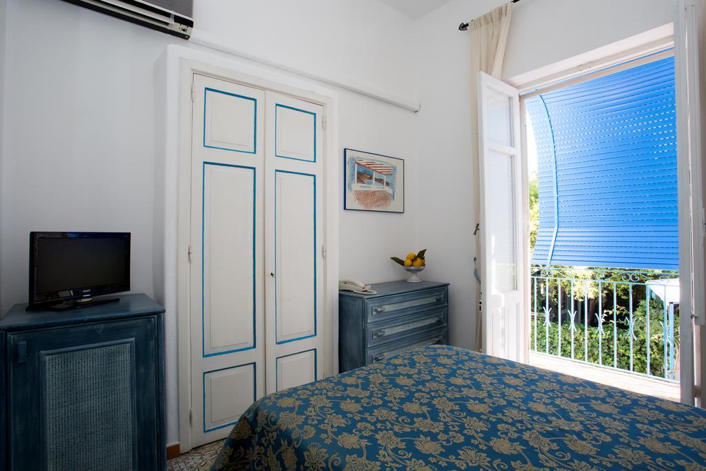 Hotel Poseidon Lipari  Buitenkant foto