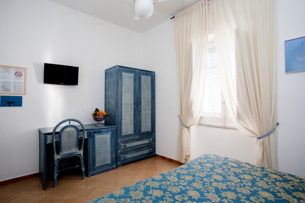 Hotel Poseidon Lipari  Buitenkant foto