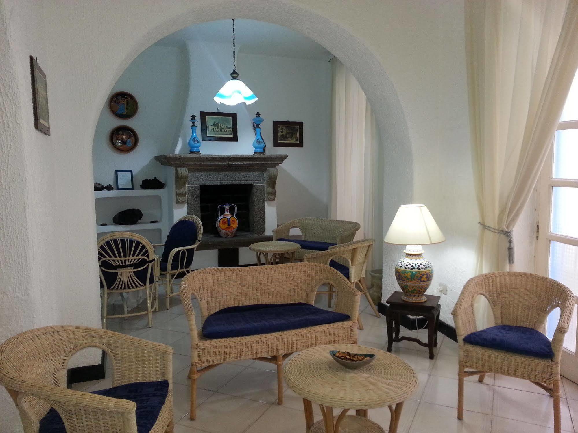 Hotel Poseidon Lipari  Buitenkant foto