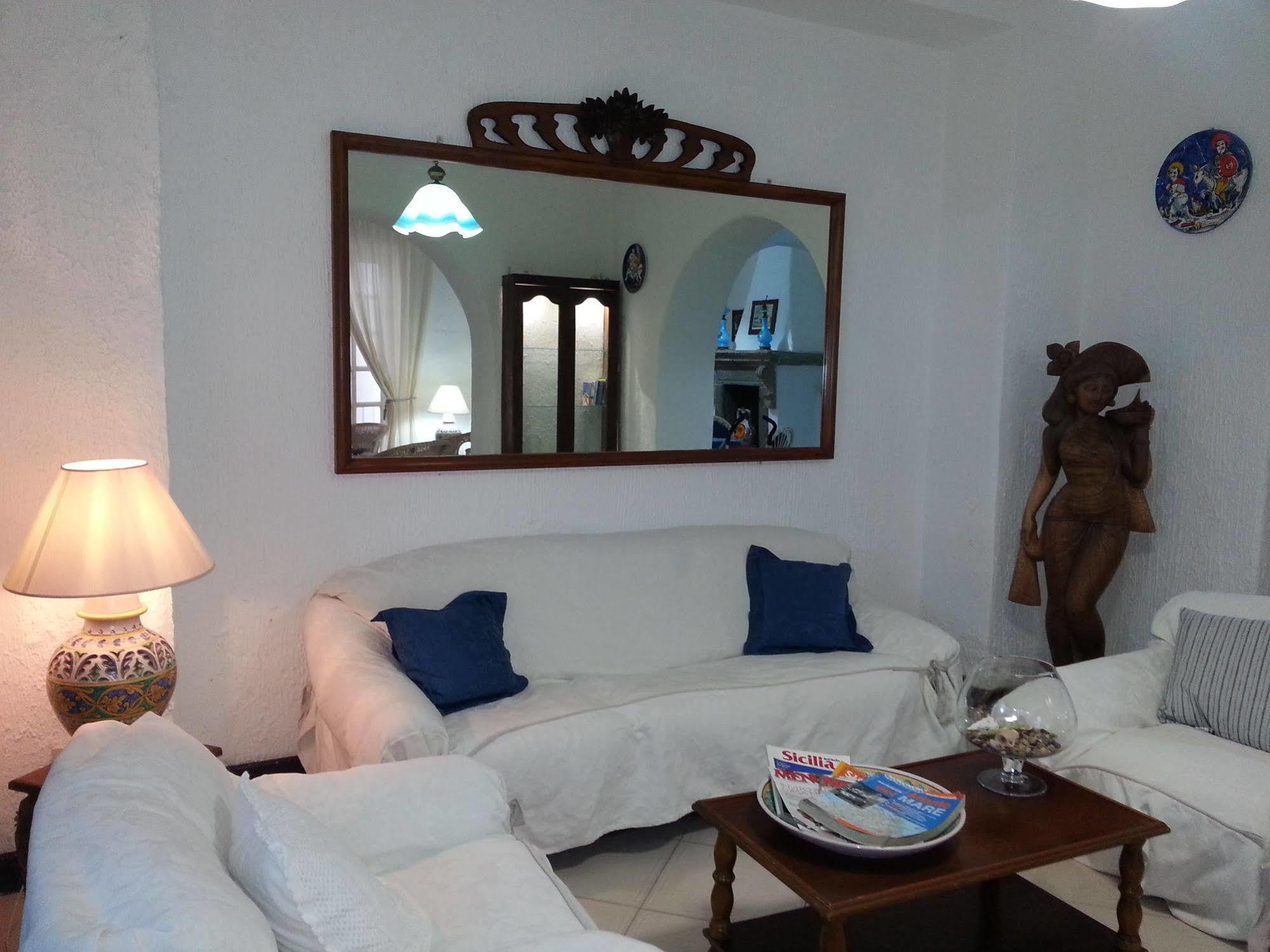 Hotel Poseidon Lipari  Buitenkant foto