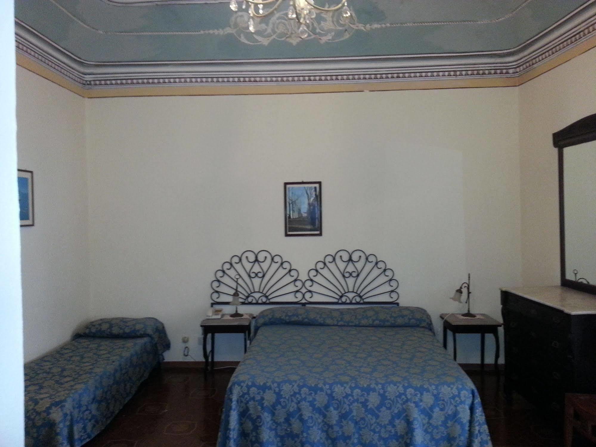 Hotel Poseidon Lipari  Buitenkant foto